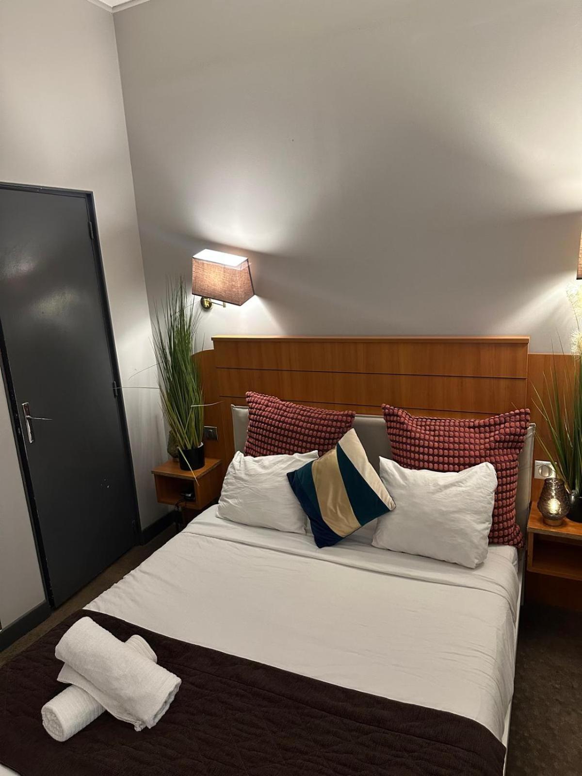Hotel Astrid Rouen Luaran gambar