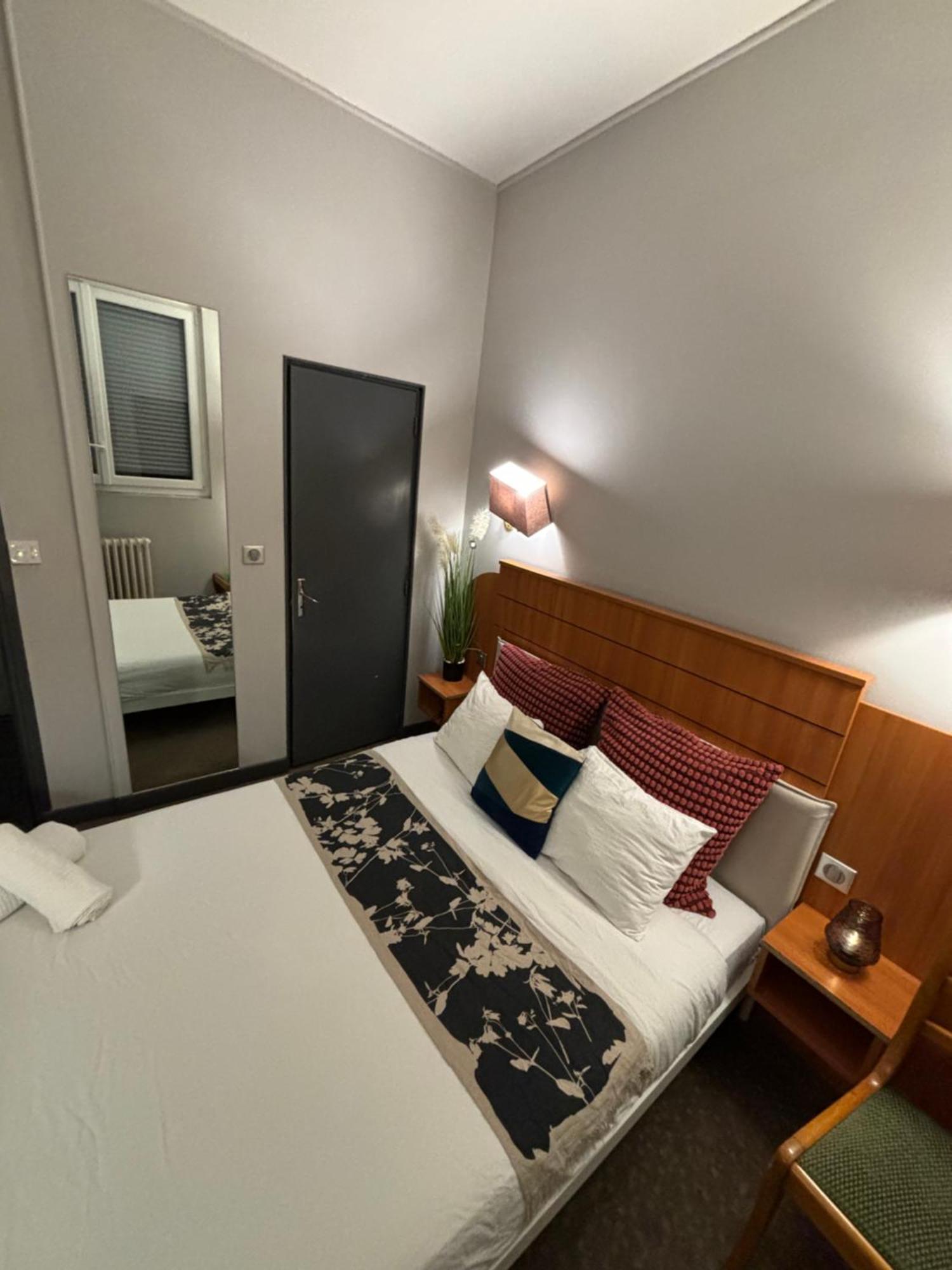 Hotel Astrid Rouen Luaran gambar